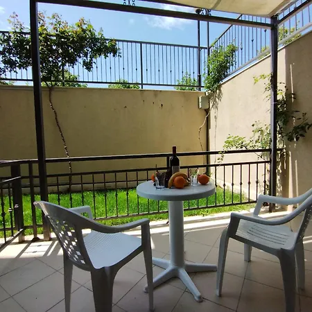Sorrento Sole Mare B - Bastet Bs Apartament Święty Włas